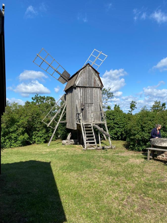 Apartamento Idyliska Boende Mitt Pa Oeland Färjestaden Exterior foto