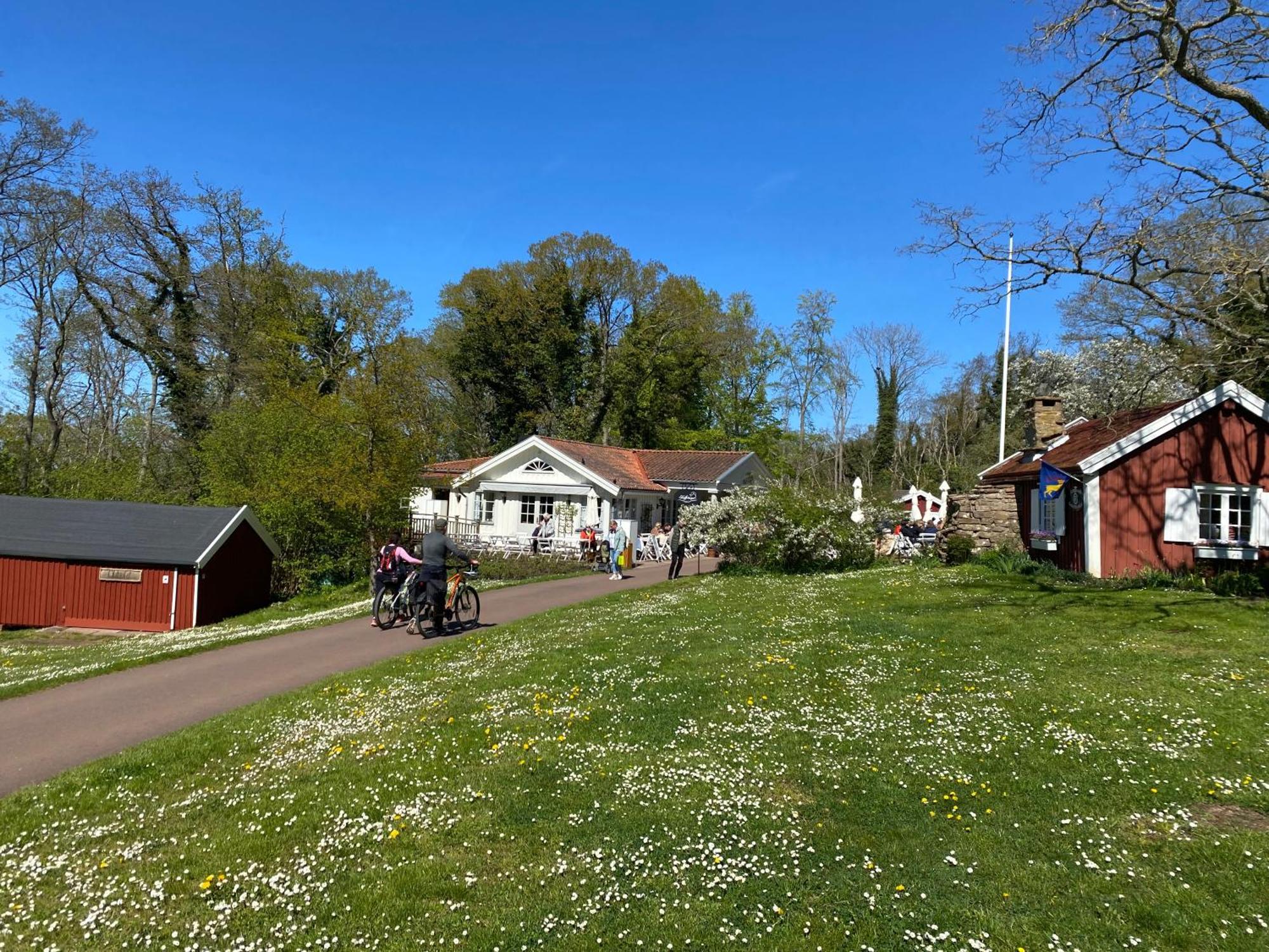 Apartamento Idyliska Boende Mitt Pa Oeland Färjestaden Exterior foto